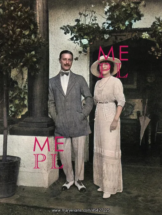 : Vesta Tilley and Walter de Frece at home : Vesta Tilley and Walter de Frece at home