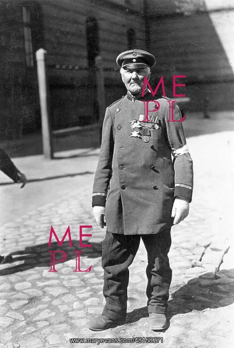 : Veteran of the Prussian army in Berlin : Veteran of the Prussian army in Berlin
