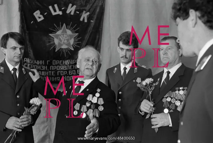 : Veterans of Soviet police and former international : Veterans of Soviet police and former international