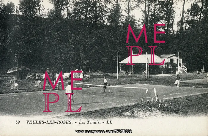 : Veules-les-Roses - Playing tennis : Veules-les-Roses - Playing tennis