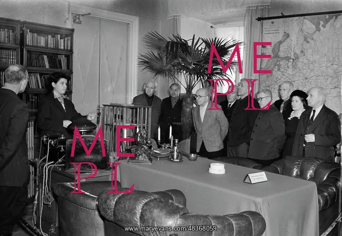 : V.I. Lenin's memorial office in the Kremlin : V.I. Lenin's memorial office in the Kremlin