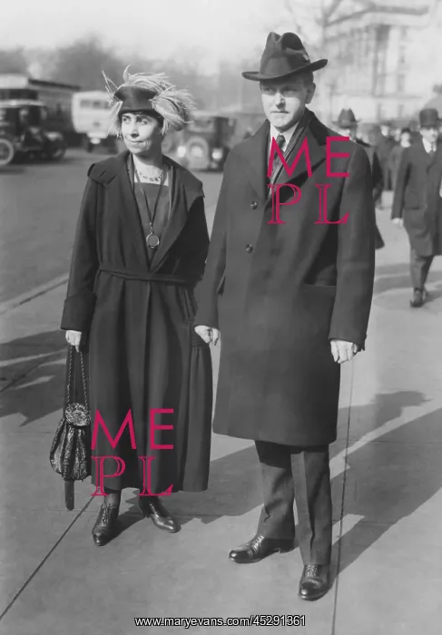 : Vice President Elect Calvin Coolidge and Grace : Vice President Elect Calvin Coolidge and Grace