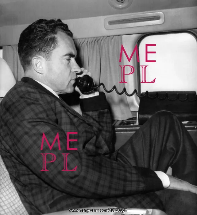 : Vice President Richard Nixon uses his plane's ? : Vice President Richard Nixon uses his plane's ?