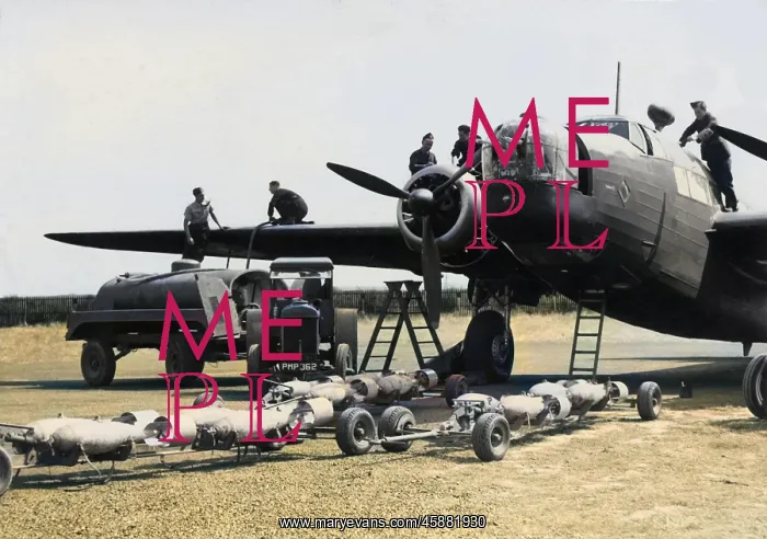 : Vickers 415 Wellington IC pre-flight : Vickers 415 Wellington IC pre-flight