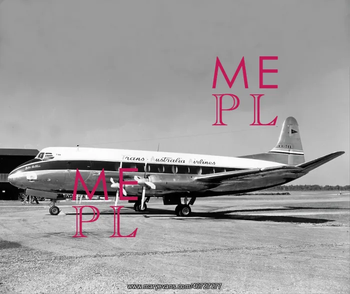  : Vickers 720 Viscount (forward view, on the ground) of T