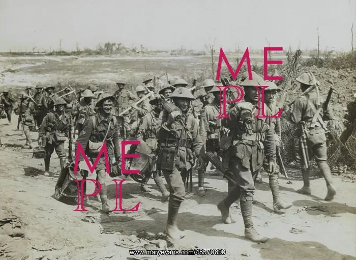 : Vickers machine-gun team marching past a working party : Vickers machine-gun team marching past a working party