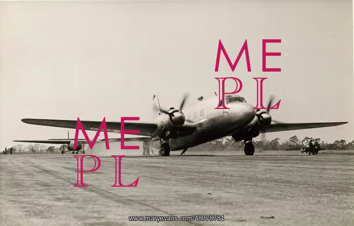 : Vickers Valetta about to tow an Airspeed Horsa into the air : Vickers Valetta about to tow an Airspeed Horsa into the air