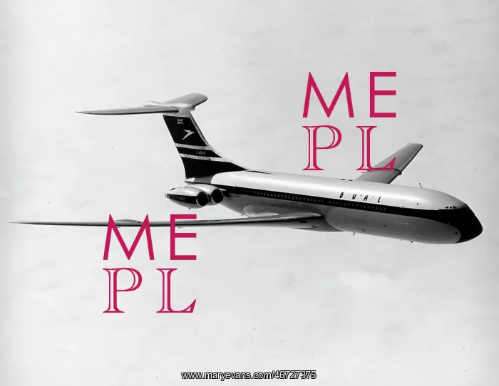 : Vickers VC-10 (forward view) aloft of BOAC's G-ARVB : Vickers VC-10 (forward view) aloft of BOAC's G-ARVB
