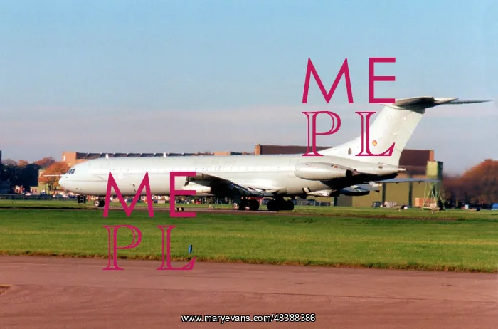 : Vickers VC10 K.4 ZD242 - P : Vickers VC10 K.4 ZD242 - P