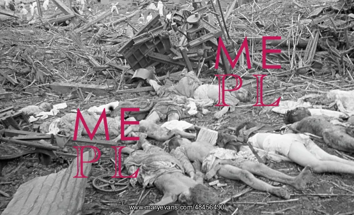 : Victims of air raids : Victims of air raids