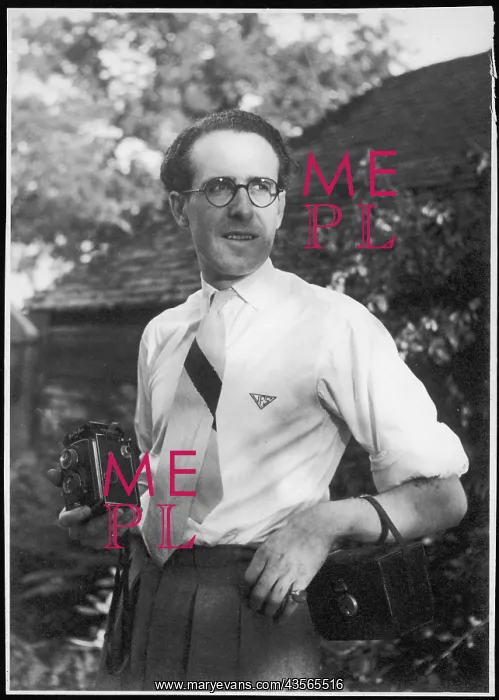  : VICTOR STIEBEL