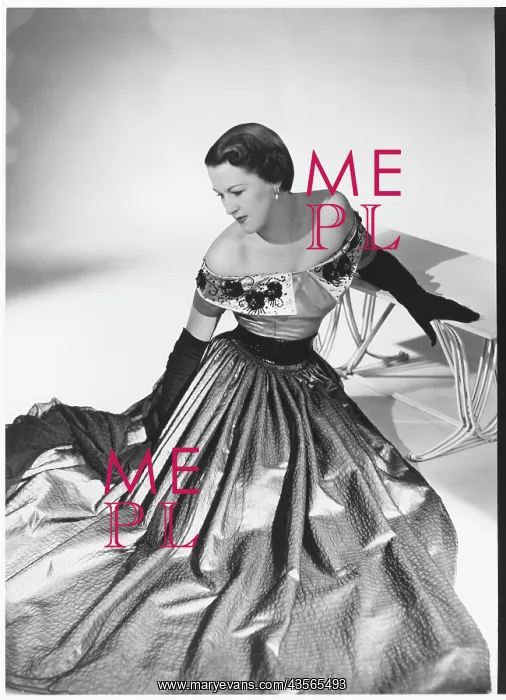 : VICTOR STIEBEL / DRESS : VICTOR STIEBEL / DRESS