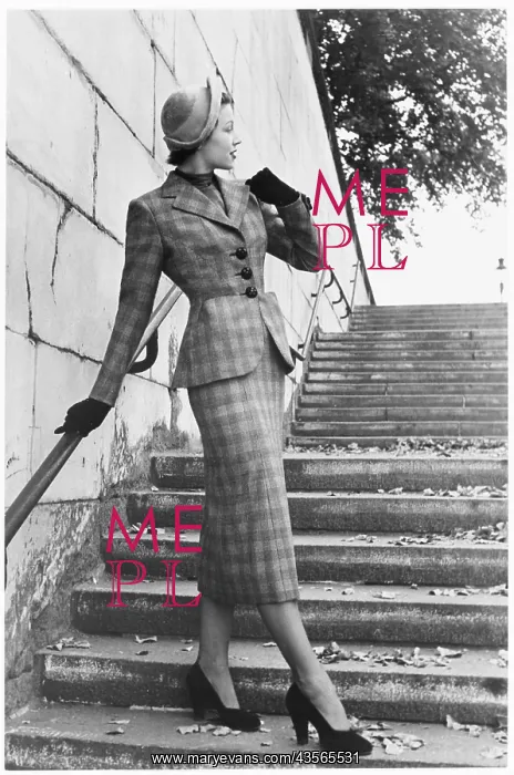 : VICTOR STIEBEL SUIT : VICTOR STIEBEL SUIT