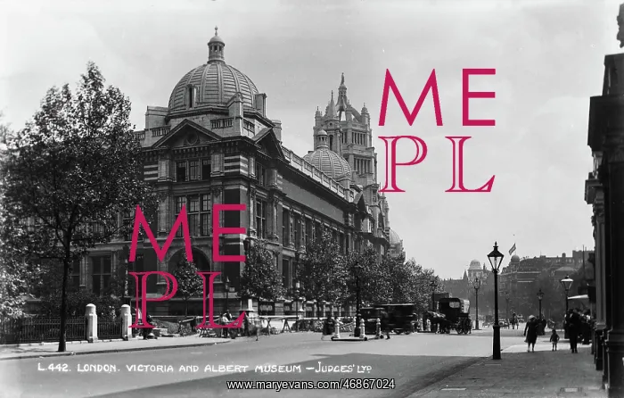 : Victoria and Albert Museum, London : Victoria and Albert Museum, London
