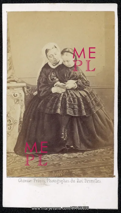 : VICTORIA WITH BEATRICE : VICTORIA WITH BEATRICE