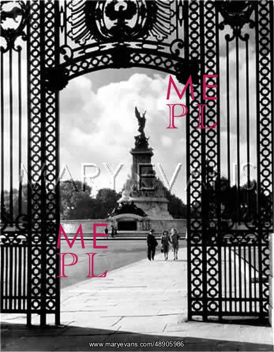 : VICTORIA MEMORIAL : VICTORIA MEMORIAL