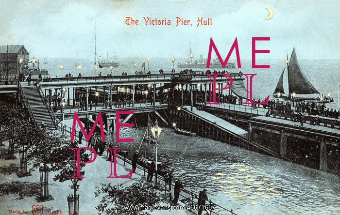  : The Victoria Pier, Hull, Humberside