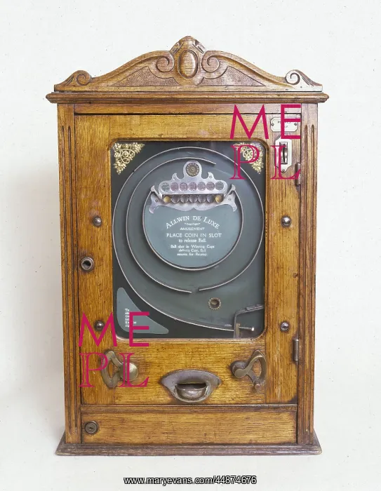 : VICTORIAN PINBALL : VICTORIAN PINBALL