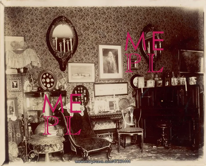  : VICTORIAN SITTING ROOM