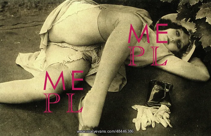  : Victorian woman in erotic pose