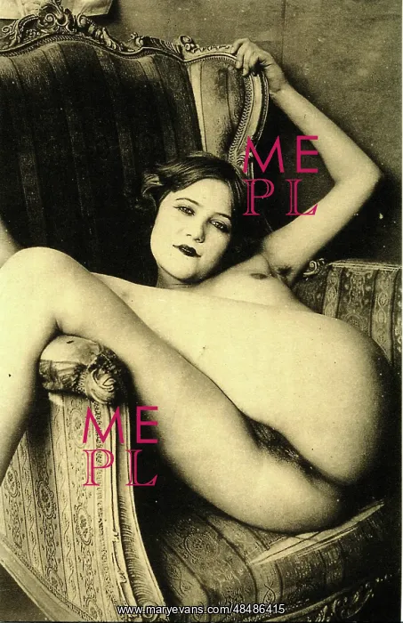  : Victorian woman in erotic pose