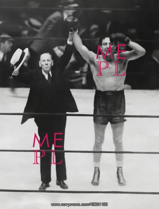 : Victorious Max Baer's became the World's Heavyweight : Victorious Max Baer's became the World's Heavyweight