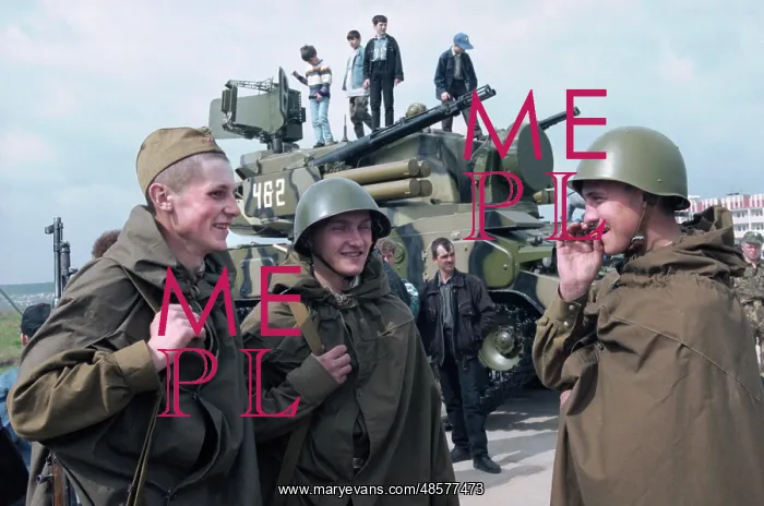 : Victory Day in the 4th Tank Guards Kantemirovskaya Division : Victory Day in the 4th Tank Guards Kantemirovskaya Division
