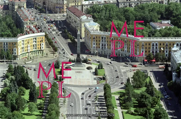 : Victory Square in Minsk, Belarus, 2001 : Victory Square in Minsk, Belarus, 2001
