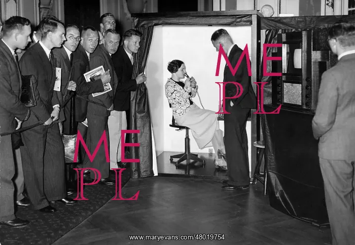 : Videophone, 1935 : Videophone, 1935