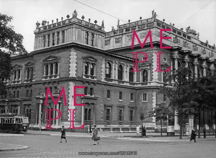 : The Vienna Stock Exchange, 1940 : The Vienna Stock Exchange, 1940