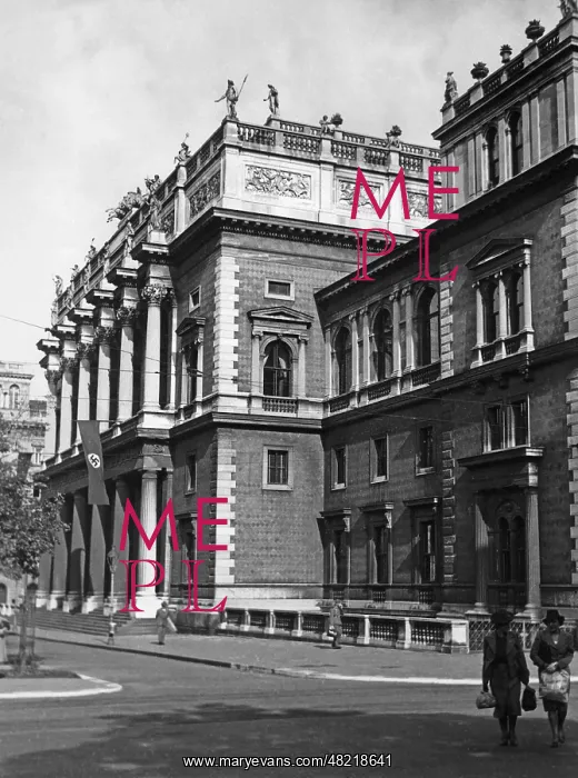 : The Vienna Stock Exchange, 1940 : The Vienna Stock Exchange, 1940