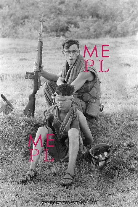 : Vietnam War. A US Marine corporal guards ? : Vietnam War. A US Marine corporal guards ?