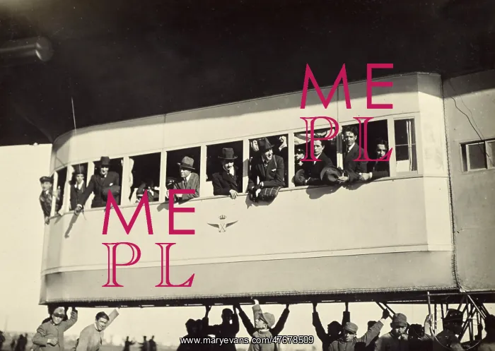 : View of Blimp's Gondola, c. 1918 : View of Blimp's Gondola, c. 1918