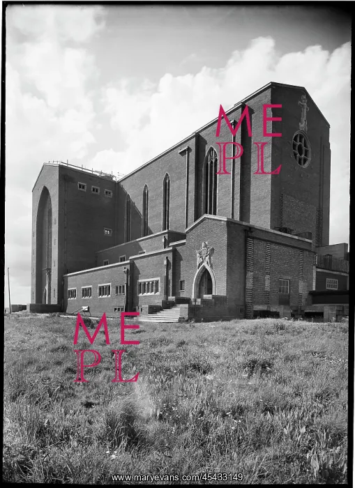 : View of the cathedral church during construction : View of the cathedral church during construction