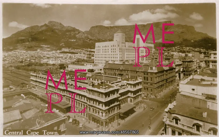  : View of central Cape Town, South Africa