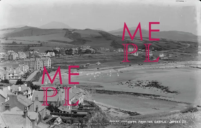 : View of Criccieth from the Castle : View of Criccieth from the Castle