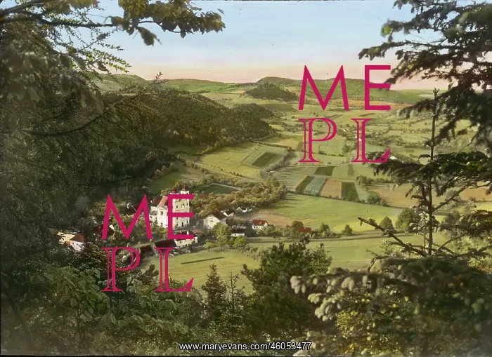 : View of Grafenberg in the Triestingtal valley : View of Grafenberg in the Triestingtal valley