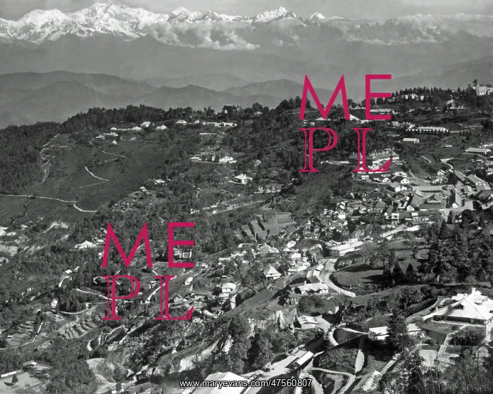 : View of the Himalayas from Darjeeling, India : View of the Himalayas from Darjeeling, India