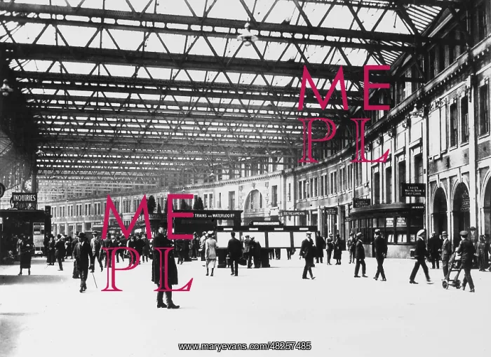 : View inside Waterloo Station, London : View inside Waterloo Station, London