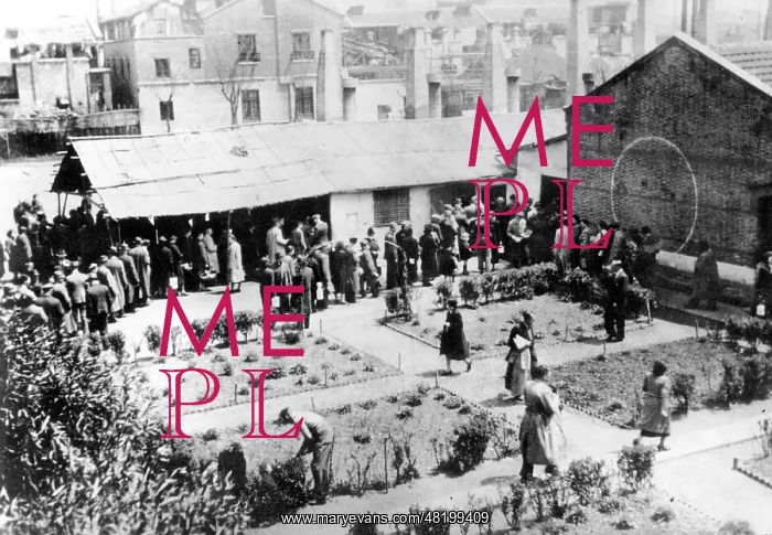 : View of a Jewish refugee camp in Shanghai, 1939-45 (b / w phot : View of a Jewish refugee camp in Shanghai, 1939-45 (b / w phot