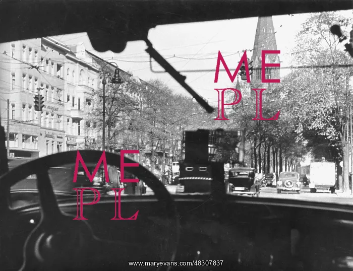 : View of the Kurfuerstendamm in Berlin, 1937 : View of the Kurfuerstendamm in Berlin, 1937