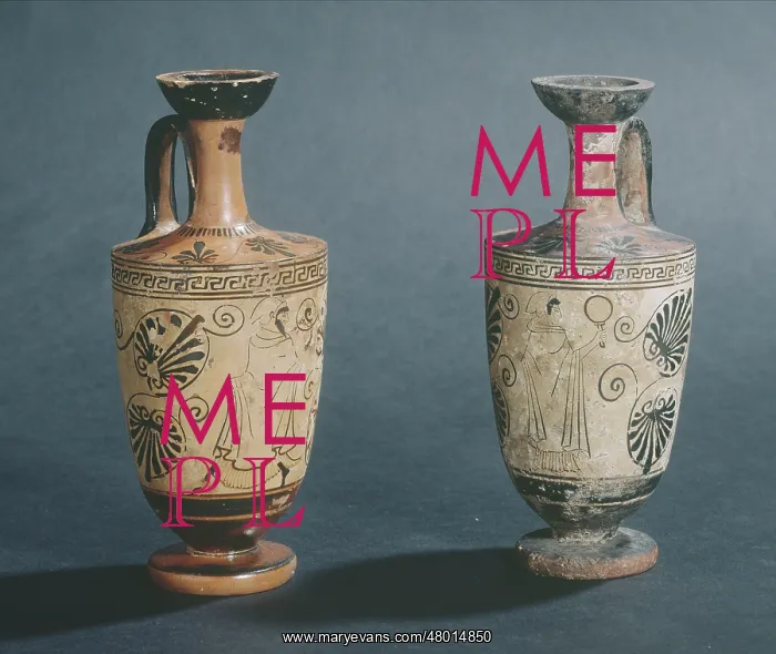 : View of two lekythos with black figures : View of two lekythos with black figures