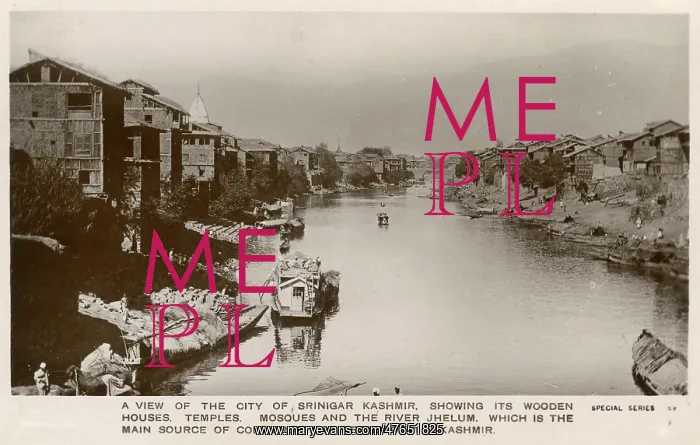 : View of Srinagar and River Jhelum, Kashmir, India : View of Srinagar and River Jhelum, Kashmir, India