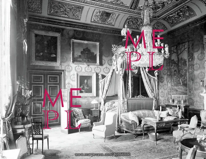 : View of the State Bedroom, Windsor Castle : View of the State Bedroom, Windsor Castle