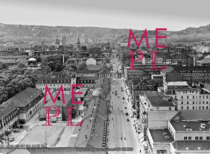 : View over Stuttgart's Koenig Strasse : View over Stuttgart's Koenig Strasse
