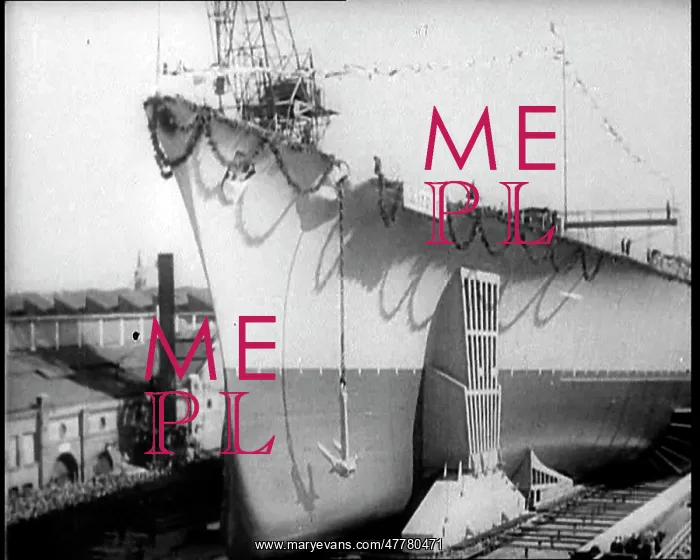 : Side View of the Tirpitz : Side View of the Tirpitz