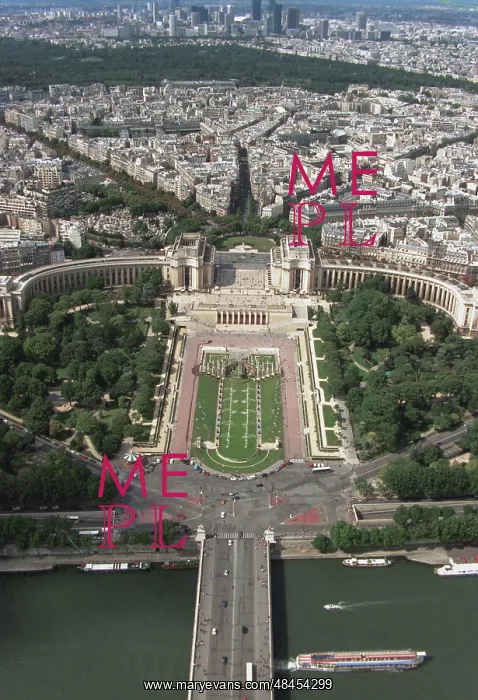 : View of Trocadero square from Eiffel Tower in Paris, 1996 : View of Trocadero square from Eiffel Tower in Paris, 1996