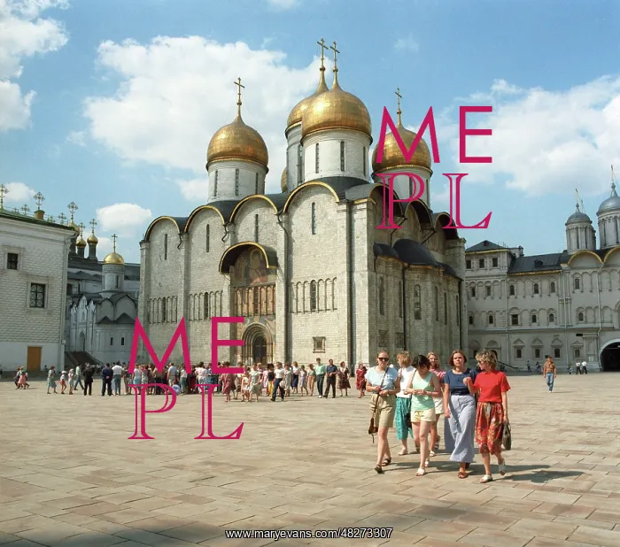 : Views of Moscow, 1990 : Views of Moscow, 1990