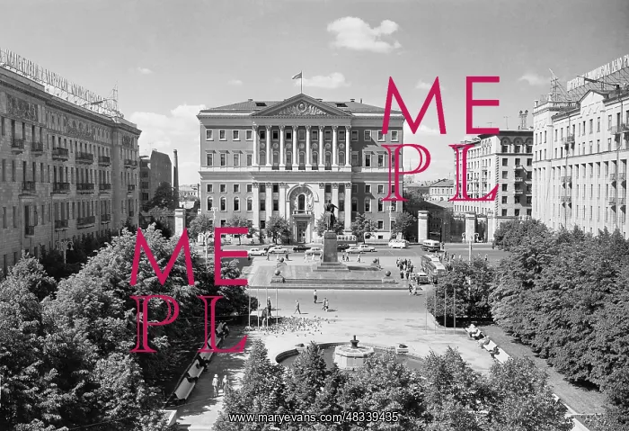 : Views of Moscow : Views of Moscow