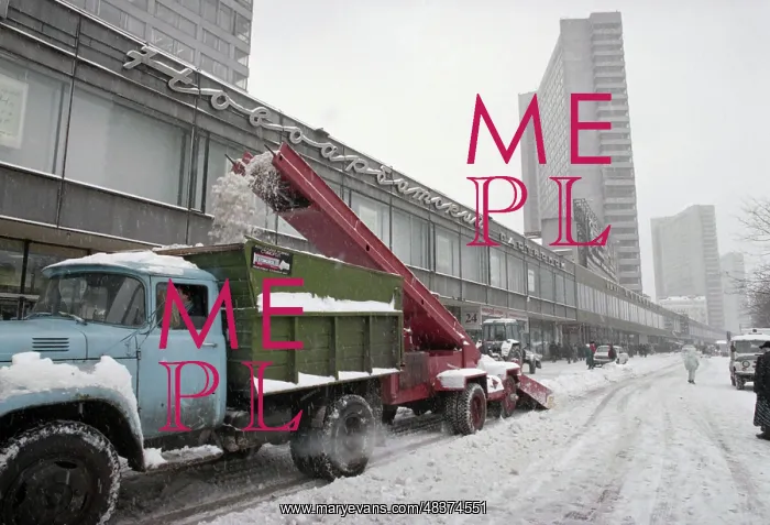 : Views of Moscow : Views of Moscow